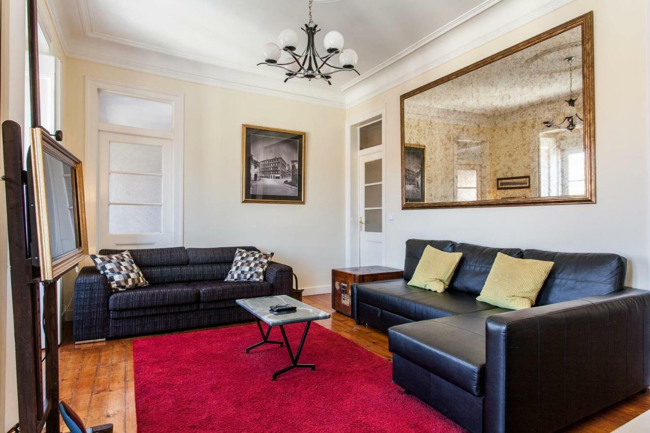 Joivy Fernando Pessoa Apartments ลิสบอน ภายนอก รูปภาพ