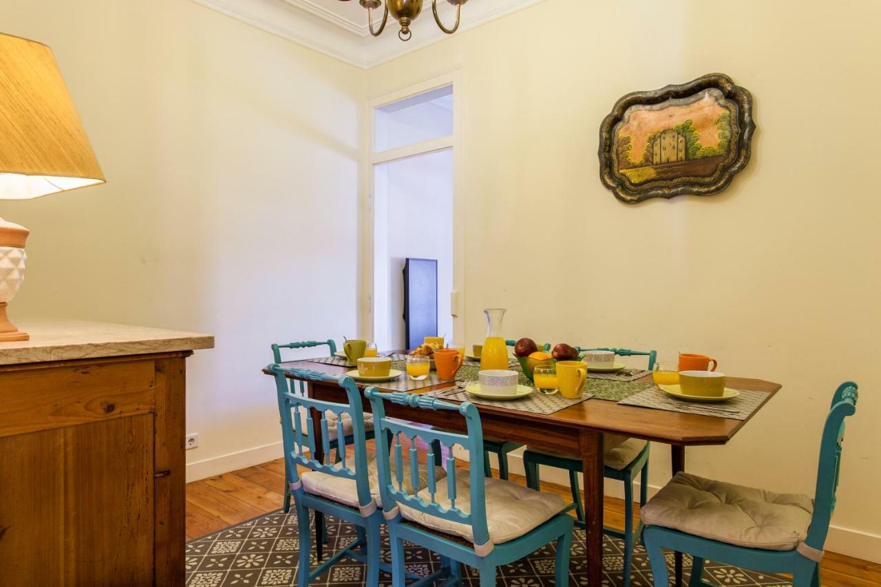 Joivy Fernando Pessoa Apartments ลิสบอน ภายนอก รูปภาพ