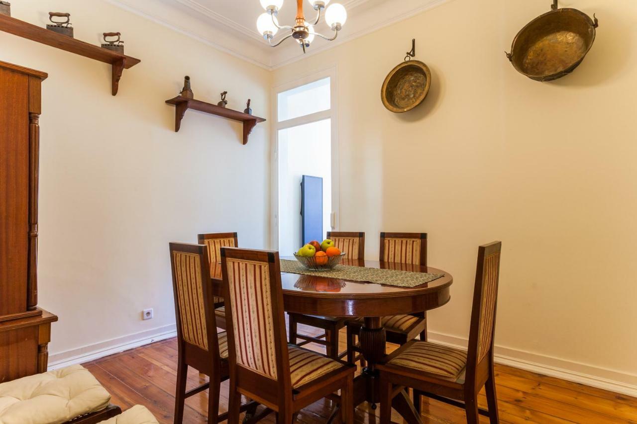Joivy Fernando Pessoa Apartments ลิสบอน ภายนอก รูปภาพ