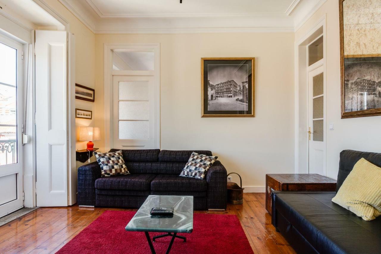Joivy Fernando Pessoa Apartments ลิสบอน ภายนอก รูปภาพ